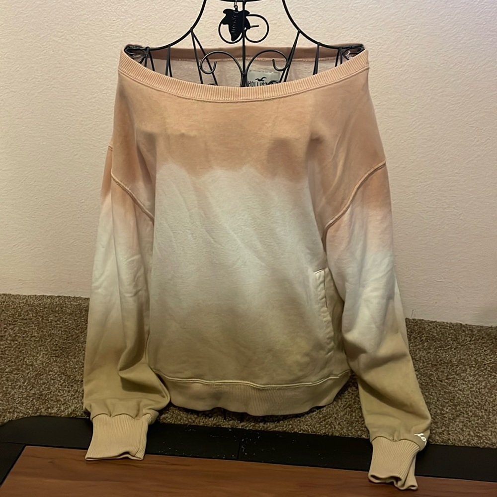 Hollister Oversized Off the Shoulder Ombré Sweater with Pockets in Size X-Small